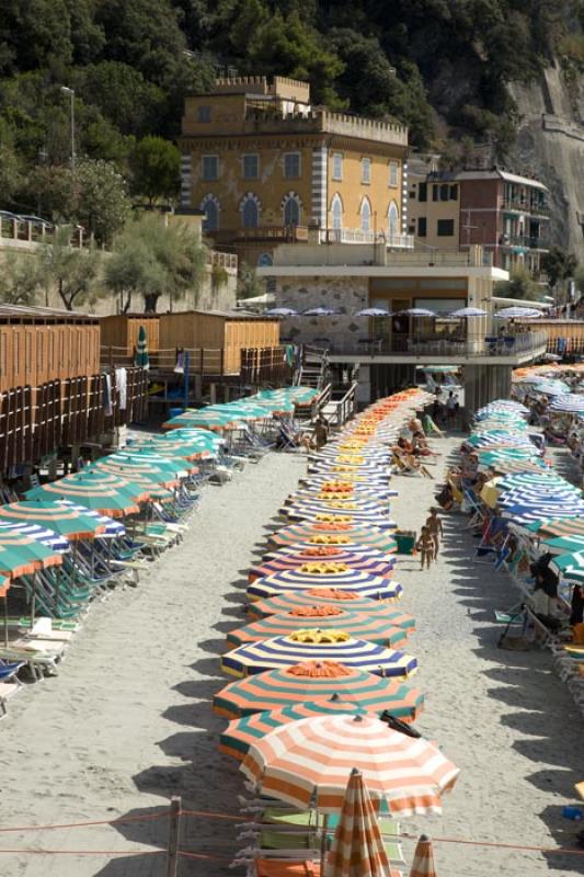 Playa de Monterosso, Cinque Terre, Liguria, Italy,...