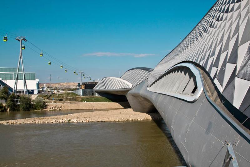 Pabellon Puente, Zaragoza, Aragon, EspaÃ±a, Euro...