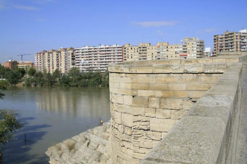 Puente de Piedra, Zaragoza, Aragon, EspaÃ±a, Eur...