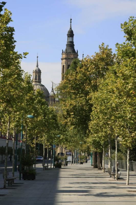 Paseo Echegaray y Caballero, Zaragoza, Aragon, Esp...