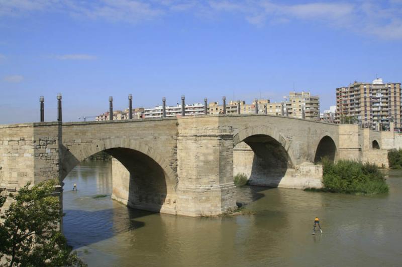 Puente de Piedra, Zaragoza, Aragon, EspaÃ±a, Eur...