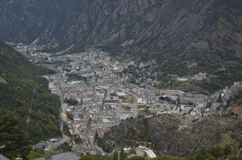 Panoramica de Santa Coloma de Andorra, Andorra, An...