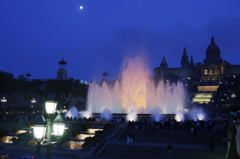 Fuente Magica de Montjuic, Barcelona, CataluÃ±a,...