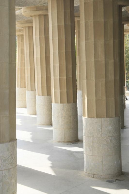 Parque GÃ¼ell, Barcelona, CataluÃ±a, EspaÃ±a...