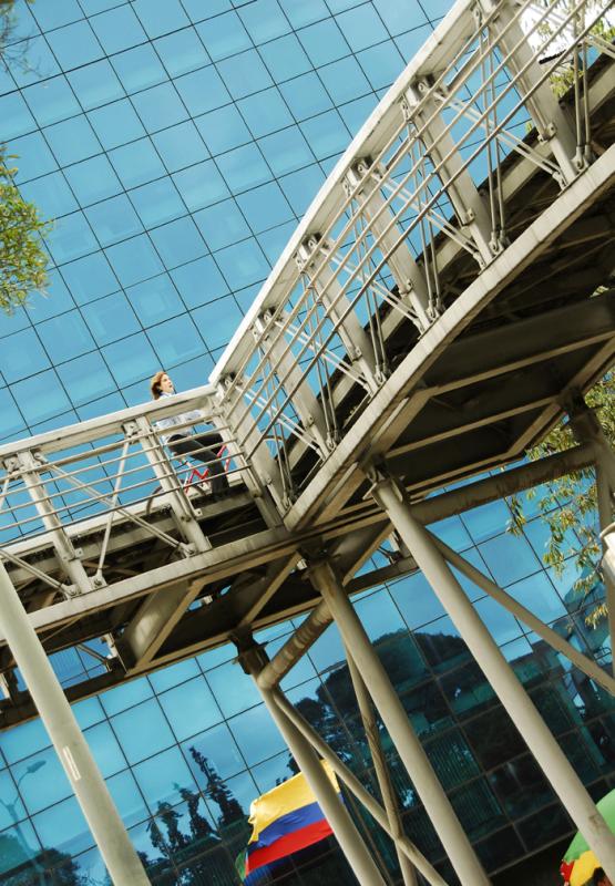 Puente Peatonal Calle 90, Bogota, Cundinamarca, Co...