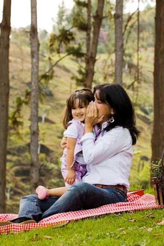 Madre e Hija en el Campo