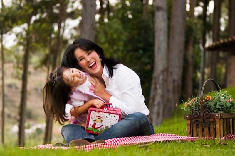 Madre e Hija en el Campo