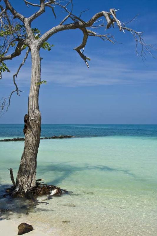 Isla Tintipan, Archipielago San Bernardo, Golfo de...