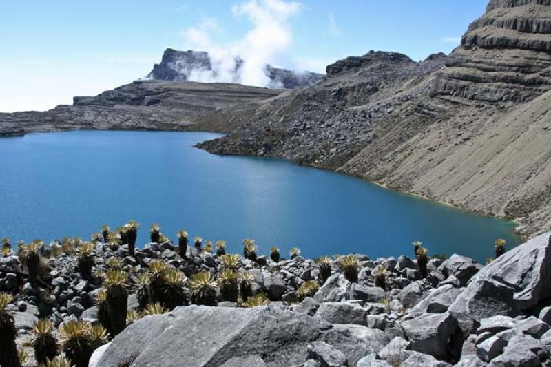 Laguna Hoja Larga, Sierra Nevada del Cocuy, Boyaca...