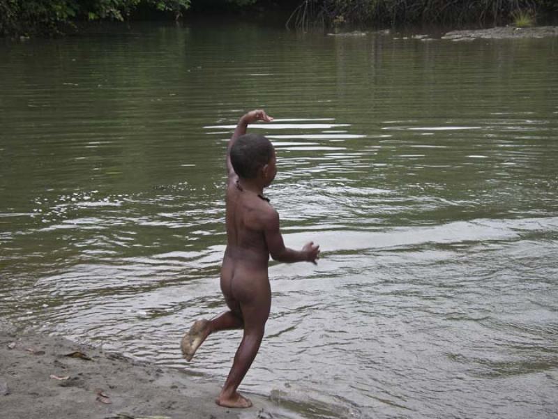 NiÃ±o Afrocolombiano, Nuquia, Choco, Golfo de Tr...