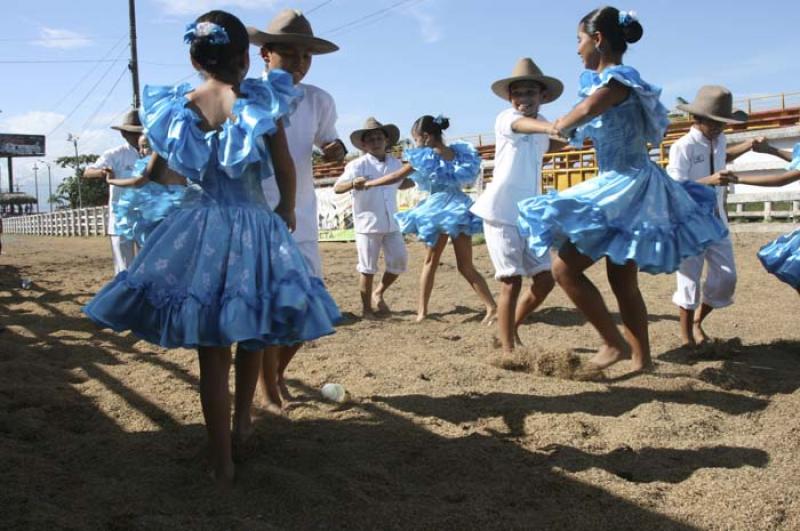 Baile Tradicional, Llanos Orientales, Villavicenci...