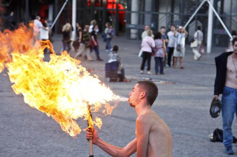 Traga Fuego, Paris, Francia, Europa Occidental