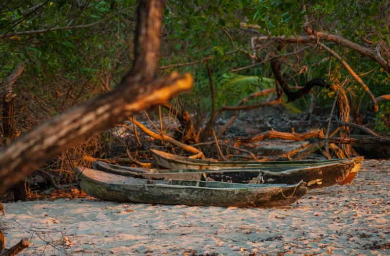 Canoas en la Playa, Isla Fuerte, Bolivar, Cartagen...