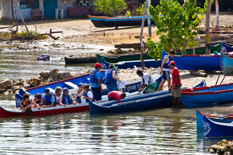 Cienaga de la Caimanera, CoveÃ±as, Golfo de Morr...