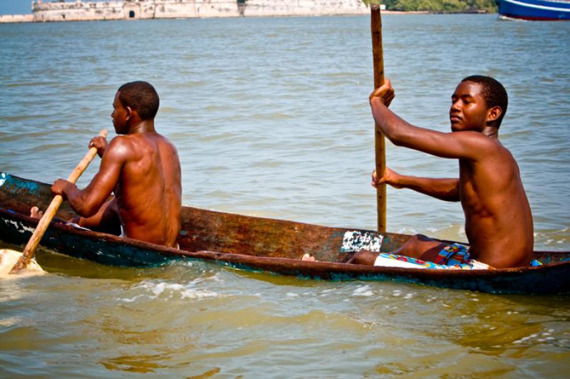 Hombres Remando, Cartagena, Bolivar, Colombia