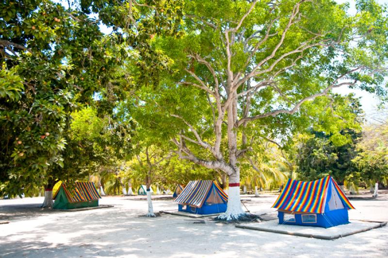 Campamento en Islas de Rosario, Cartagena, Bolivar...