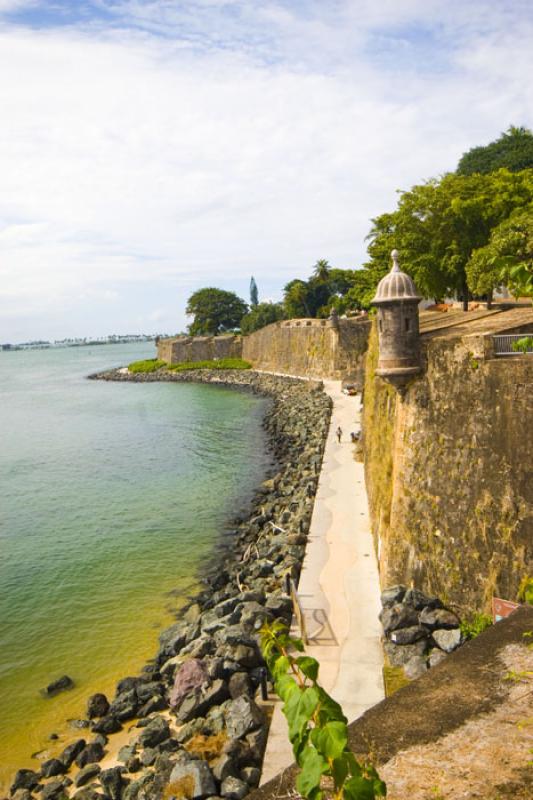 Paseo por la Fuerte San Felipe del Morro, Puerto R...