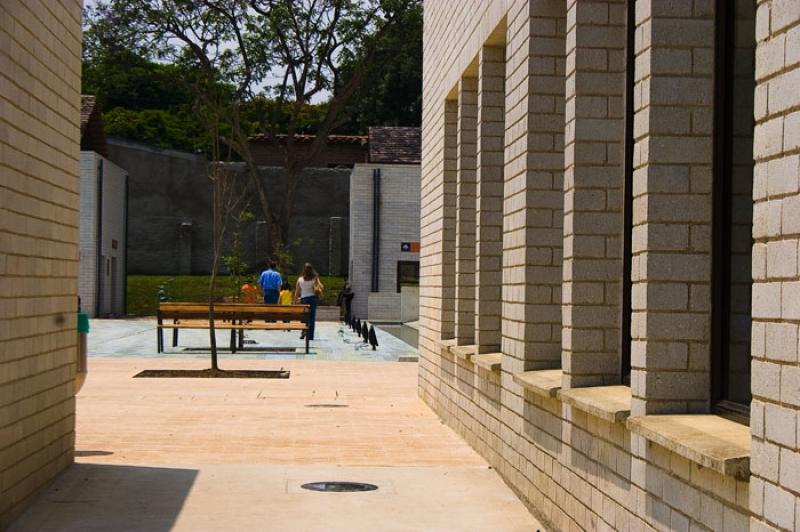 Parque Biblioteca de Belen, Belen, Medellin, Antio...