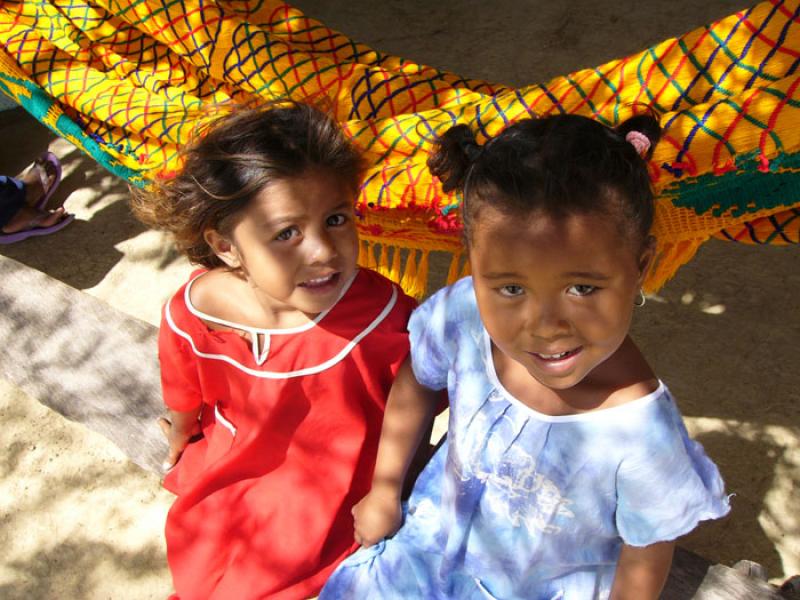 NiÃ±as Wayuu, Cabo de la Vela, Peninsula de la G...