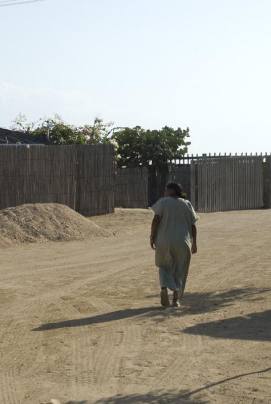 Mujer Wayuu, Cabo de la Vela, Peninsula de la Guaj...