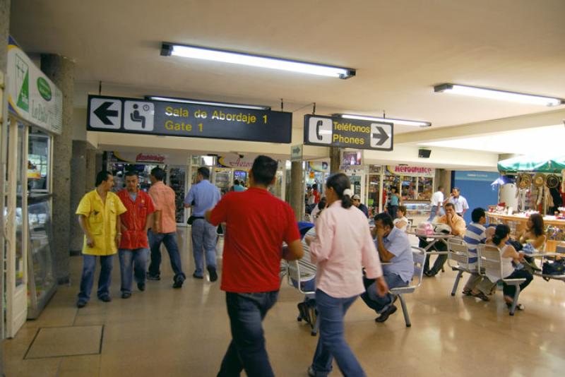 Aeropuerto Enrique Olaya Herrera, Medellin, Antioq...