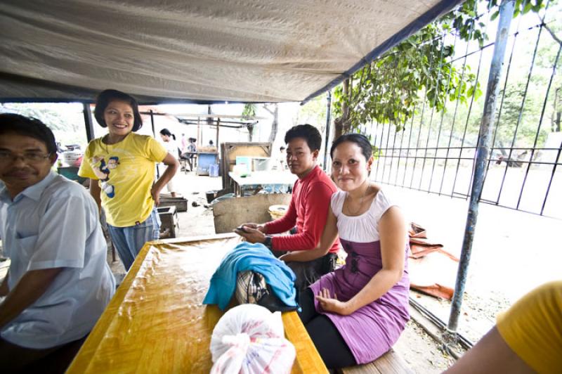 Habitantes de Jakarta, Java, Indonesia, Sudeste de...