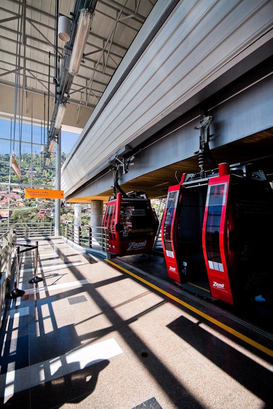 Estacion Juan XXIII, Medellin, Antioquia, Colombia