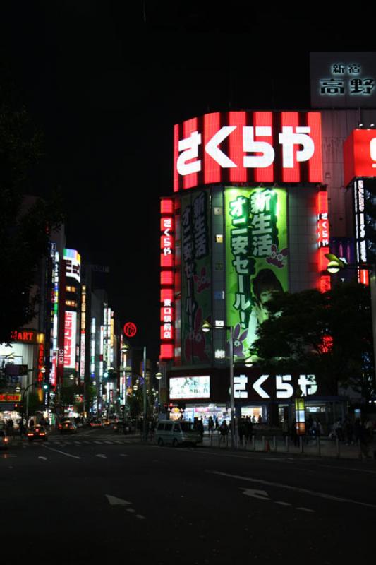 Shinjuku-Dori, Shinjuku, Tokio, Japon, Este de Asi...