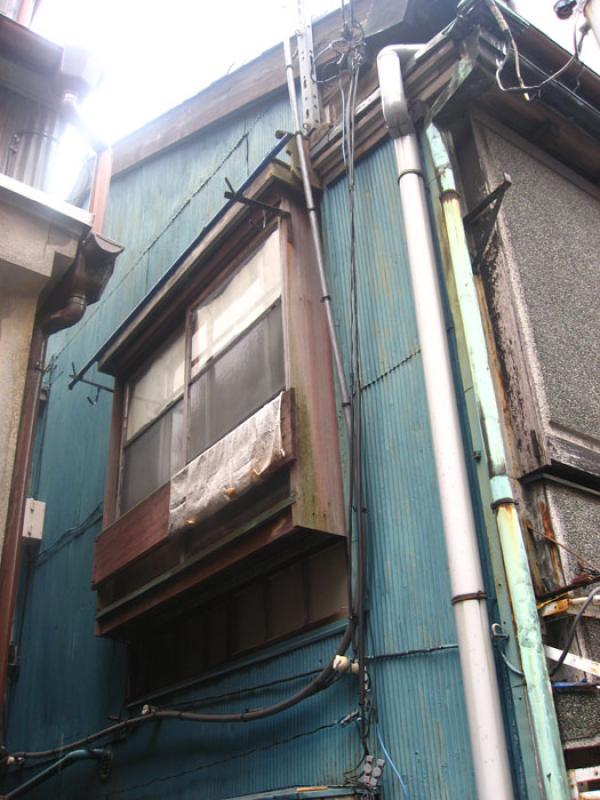 Ventana de una Vivienda, Tokio, Japon, Este de Asi...