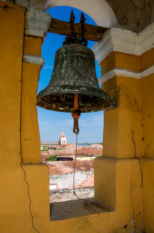 Campanario de la Iglesia de Santa Barbara, Mompox,...