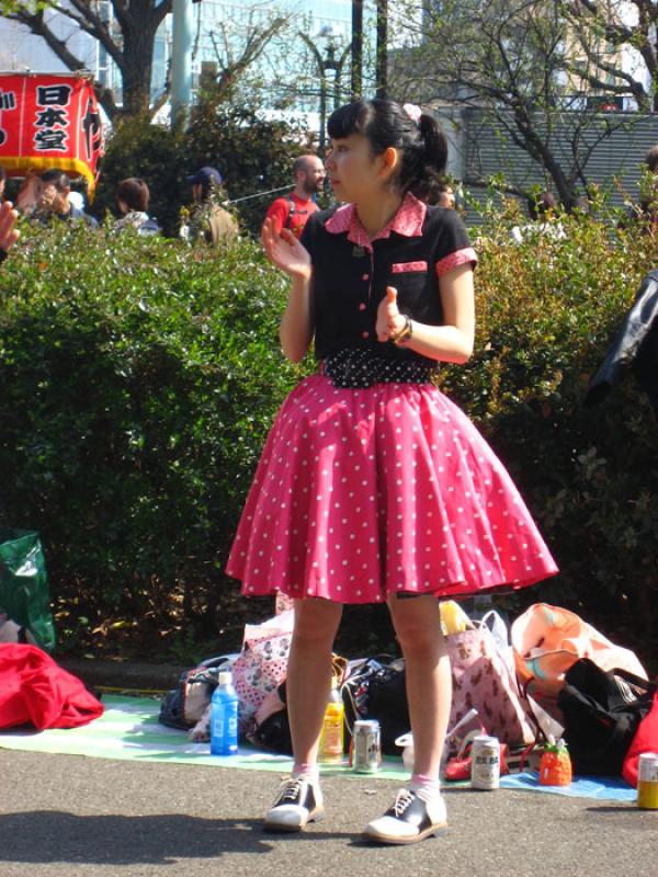 Mujer Bailando, Harajuku, Tokio, Japon, Este de As...