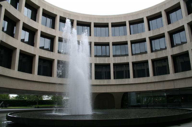 Museo Hirshhorn y Jardin de Esculturas, Washington...