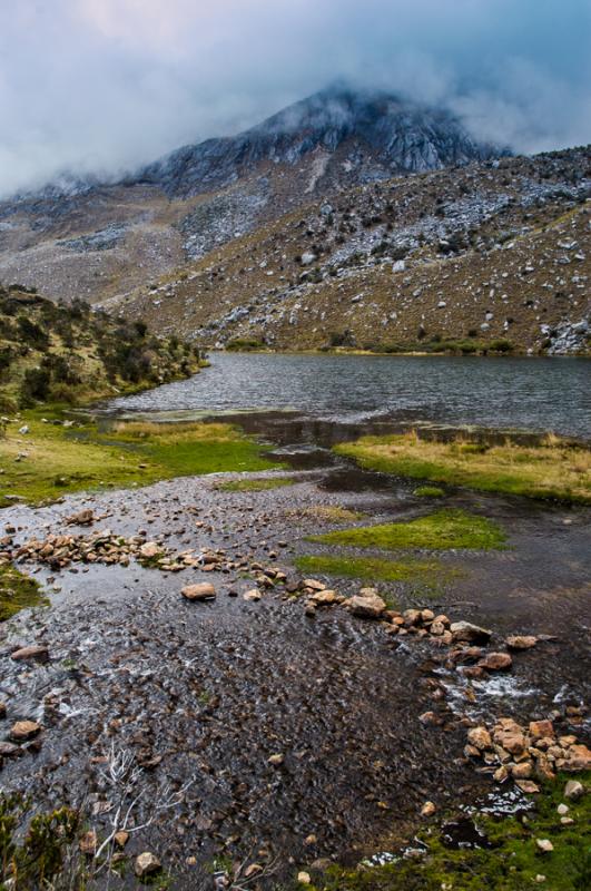 Laguna del Otun, Parque Nacional Natural Los Nevad...