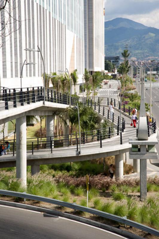 Puente Peatonal, Grupo Bancolombia, Medellin, Anti...