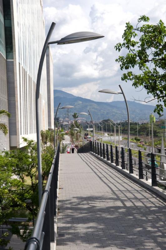 Puente Peatonal, Grupo Bancolombia, Medellin, Anti...