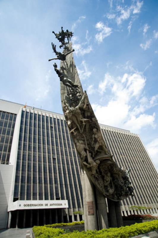 Monumento a la Raza, Medellin, Antioquia, Colombia