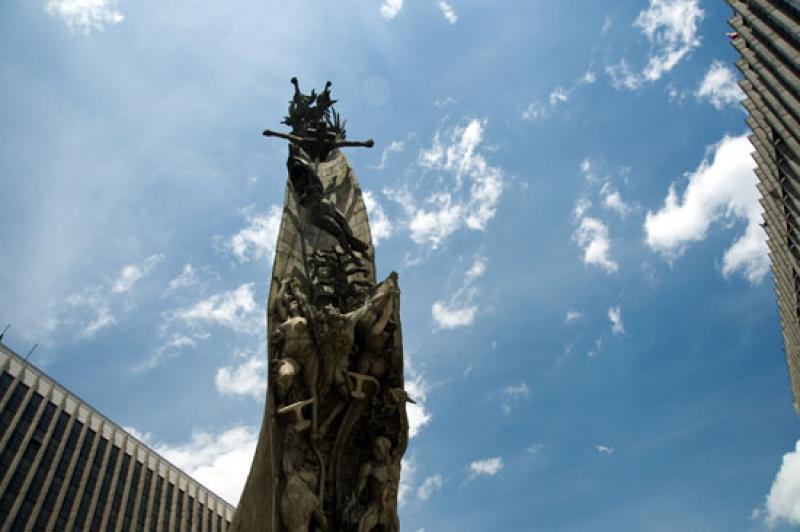 Monumento a la Raza, Medellin, Antioquia, Colombia