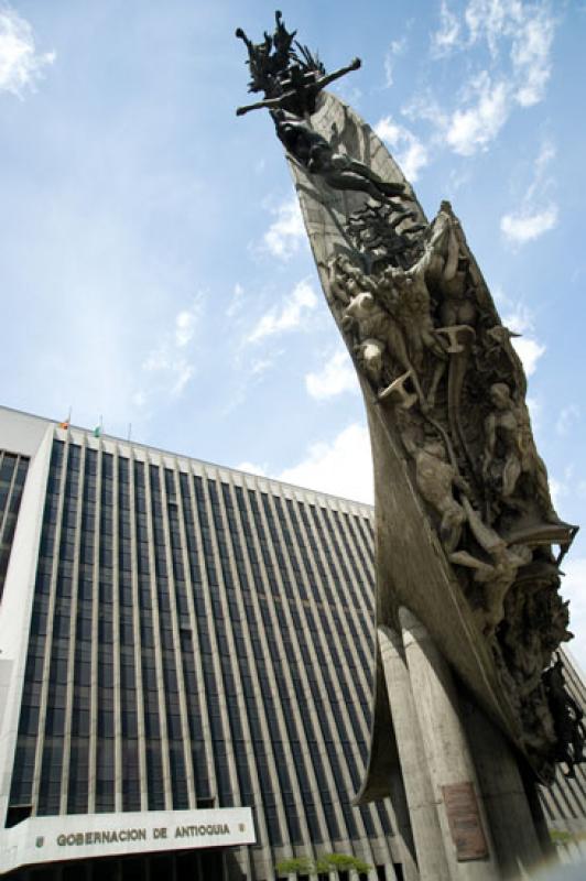 Monumento a la Raza, Medellin, Antioquia, Colombia