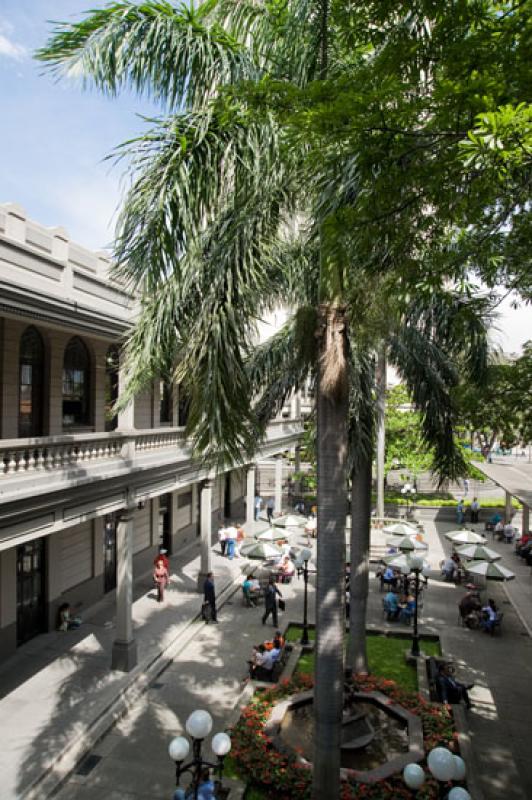 Estacion de Ferrocarril de Antioquia, Medellin, An...