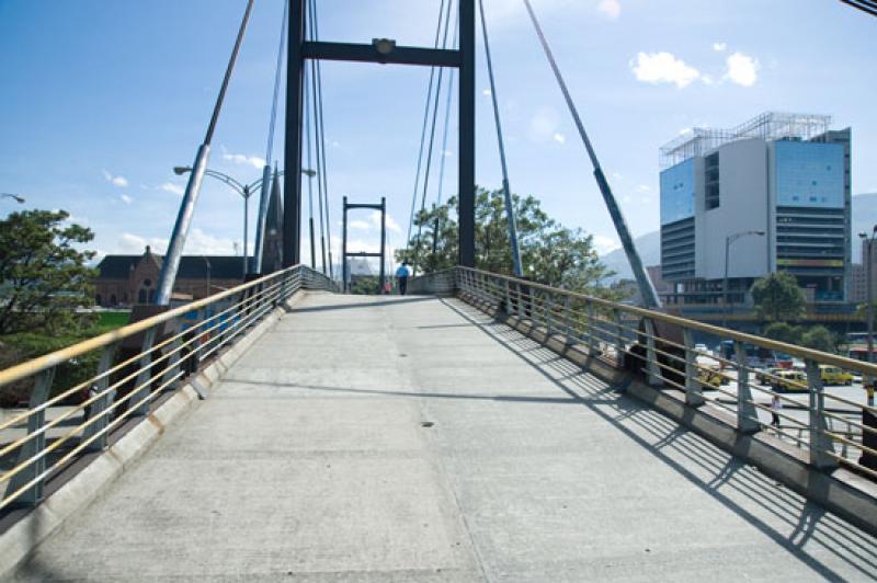 Puente Peatonal, Medellin, Antioquia, Colombia