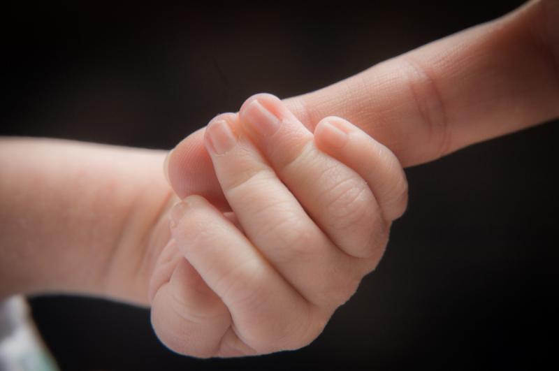 Primer Plano de la Mano de un Bebe