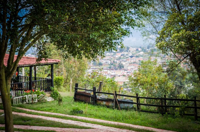 Vivienda Tradicional de Fusagasuga, Bogota, Cundin...