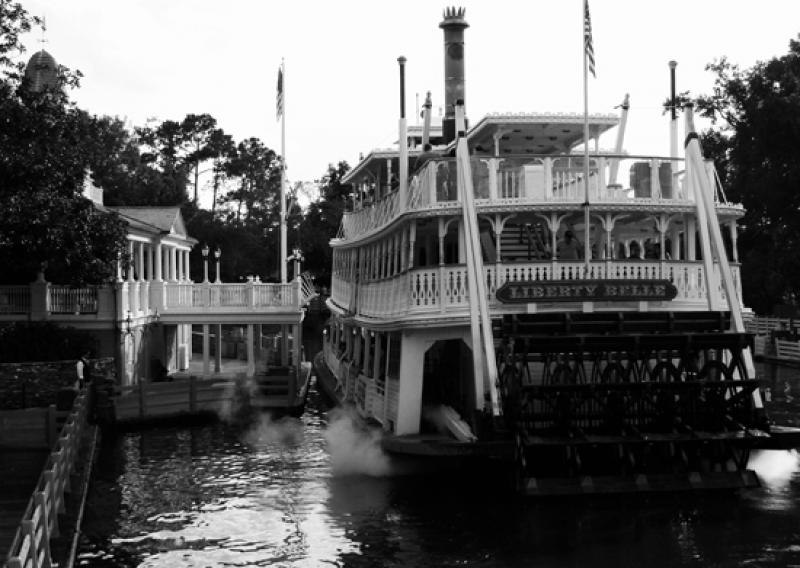 Belle Riverboat Libertad, Magic Kingdom, Orlando, ...