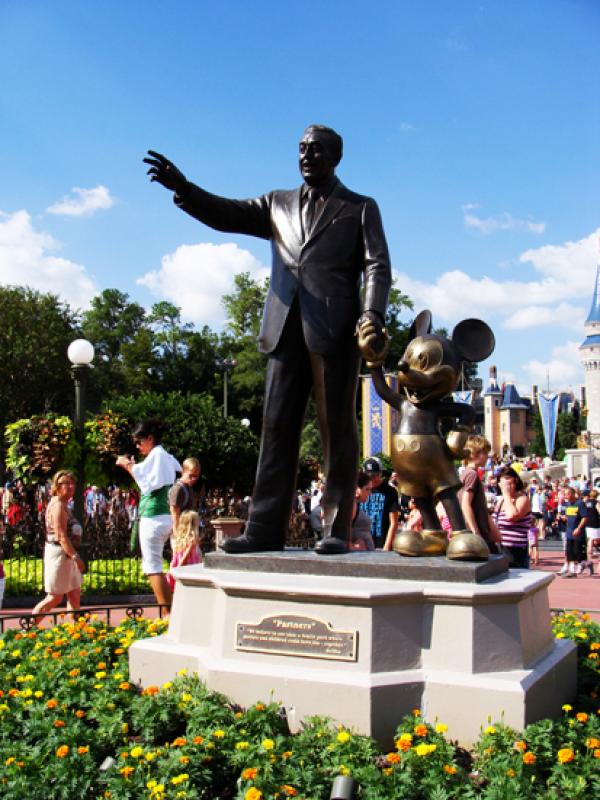 Estatua Walt Disney y Mickey Mouse, Magic Kingdom,...