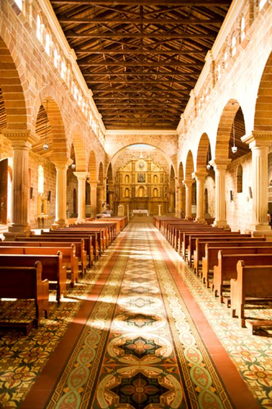 Iglesia La Inmaculada Concepcion y San Lorenzo Mar...