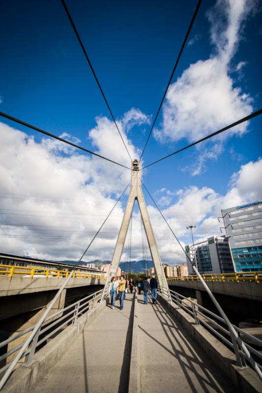 Puente Colgante Peatonal, Bogota, Cundinamarca, Co...