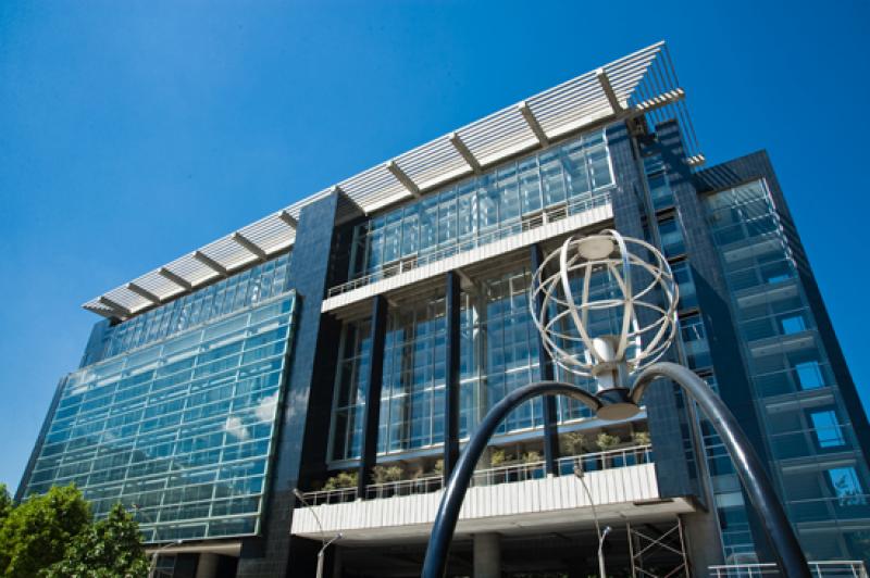 Edificio de Extension del Alma Mater, Medellin, An...