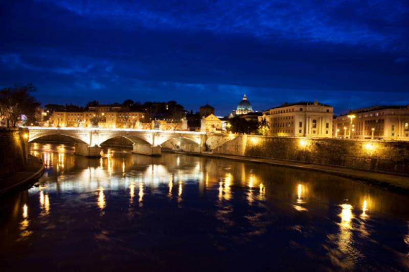 Ponte Umbert, Roma, Lacio, Italia, Europa Occident...