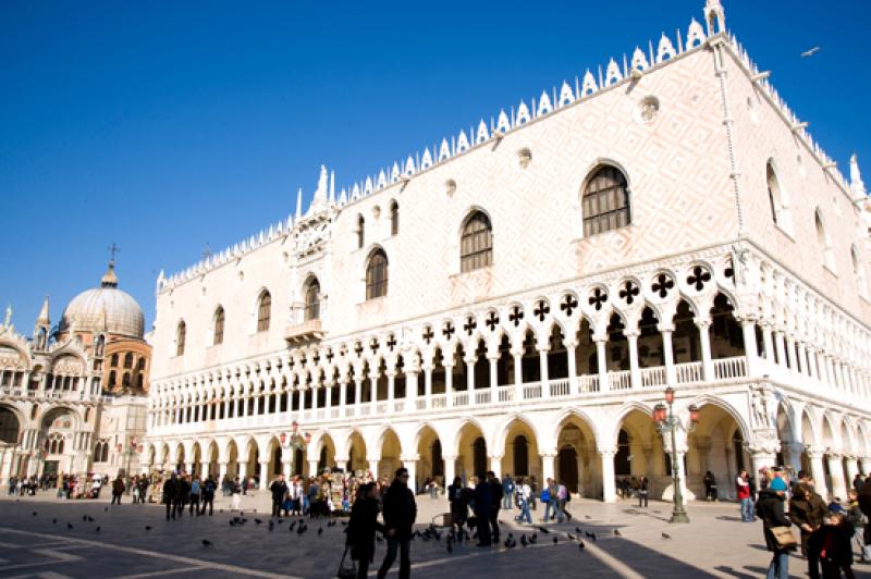 Plaza de San Marcos, Venecia, Veneto, Italia, Euro...