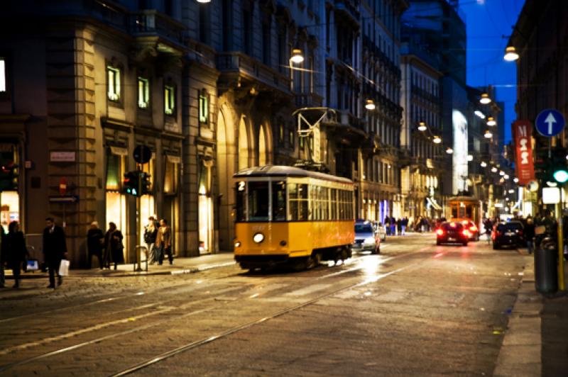 Tranvia de Milan, Lombardia, Italia, Europa Occide...